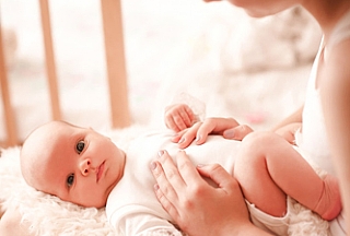 כאב בטן אצל תינוקות: מתי צריך לדאוג?