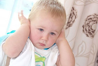 דלקות אוזניים בתינוקות - לאבחן, להגן ולטפל