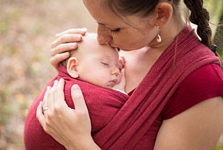 איך תנוחת הערסול מסייעת לטיפול בגזים אצל תינוקות?