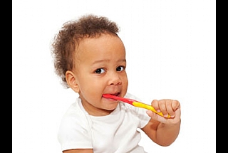 כל המיתוסים על צמיחת שיניים אצל תינוקות