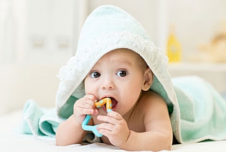 בקיעת שיניים אצל תינוקות