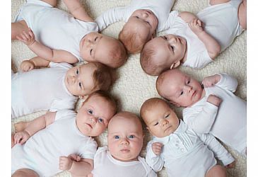 שלבי התפתחות תינוקות לפי חודשים