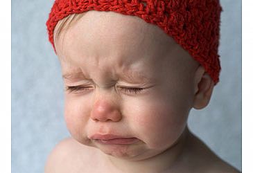 איך הכי נכון להקל על נזלת אצל תינוקות ומה לא לעשות איך הכי נכון להקל על נזלת אצל תינוקות ומה לא לעשות