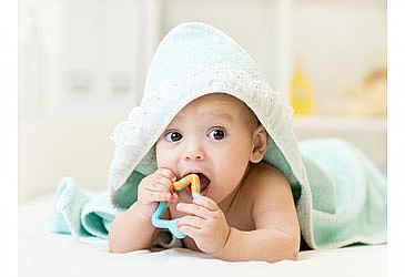 בקיעת שיניים אצל תינוקות בקיעת שיניים אצל תינוקות