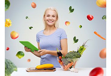 תזונה נכונה בזמן הנקה להקלת גזים אצל תינוקות