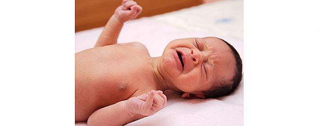 התינוק מקיא? כך תשפרו את ההרגשה שלו