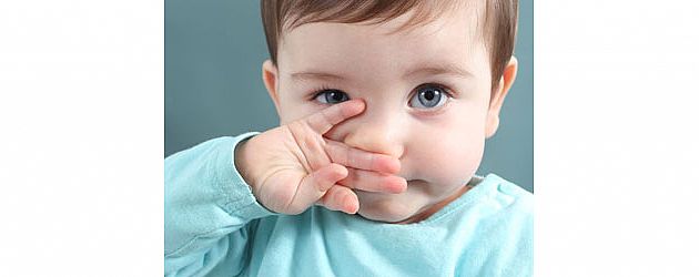 לתינוק יש נזלת בלי חום. האם הוא חולה?